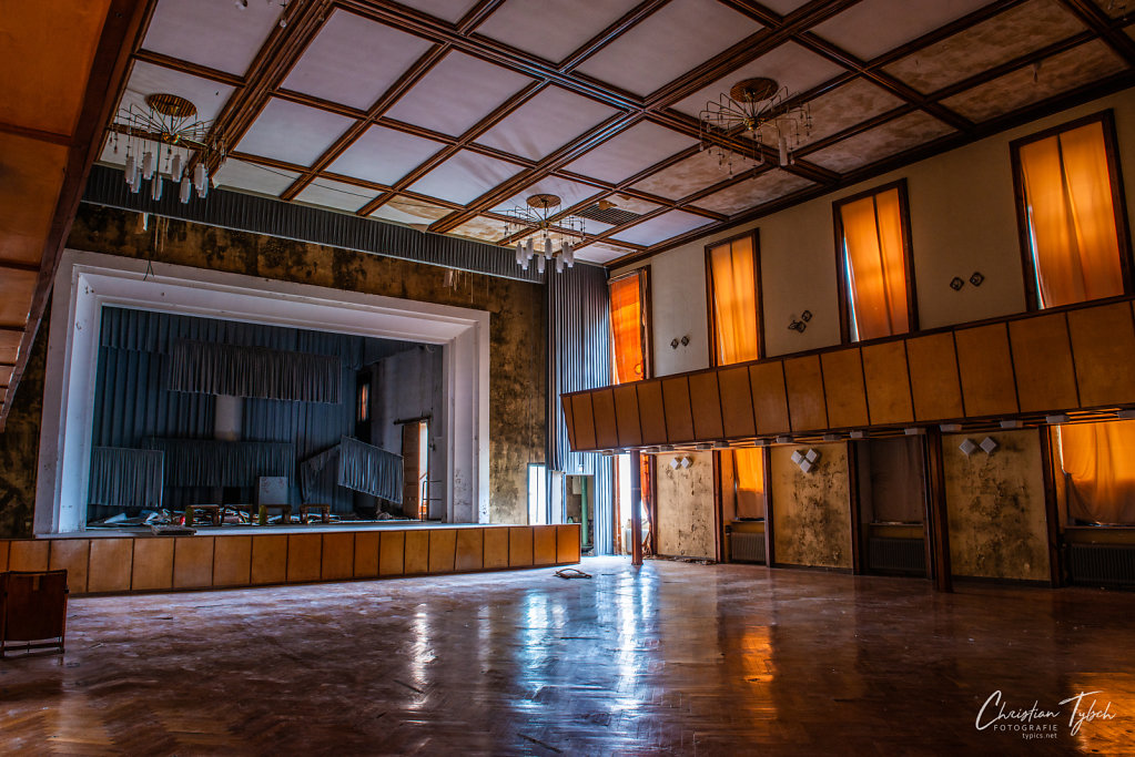 2018-06-24-LostPlace-Ballenstedt-NAPOLA-5.jpg