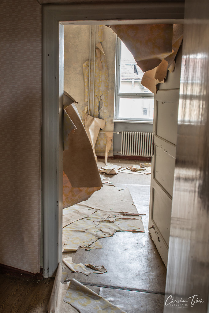 2018-06-24-LostPlace-Ballenstedt-NAPOLA-134.jpg