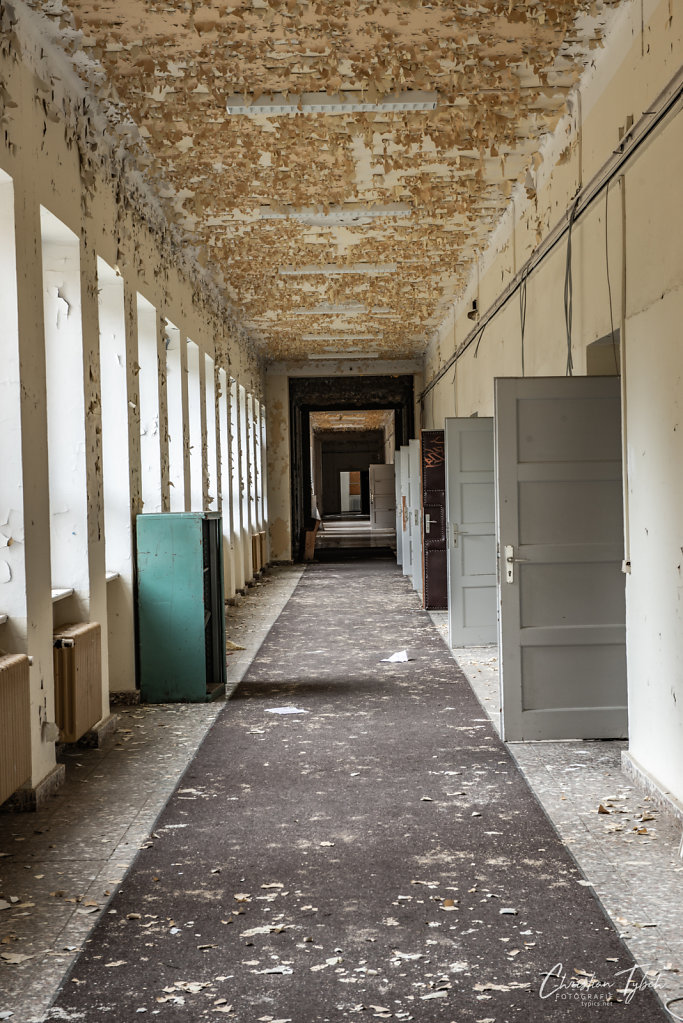 2018-06-24-LostPlace-Ballenstedt-NAPOLA-190.jpg